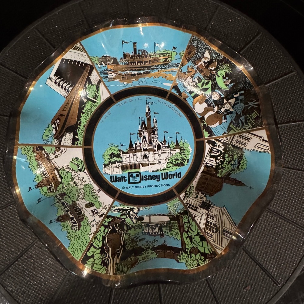 Vtg  Walt Disney World Magic Kingdom Souvenir Glass Bowl Ruffled Edge Gold Rim